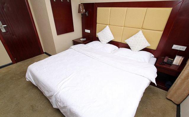 Guilin Jinxiu Xiaoxiang Business Hotel Lingchuan  Habitación foto
